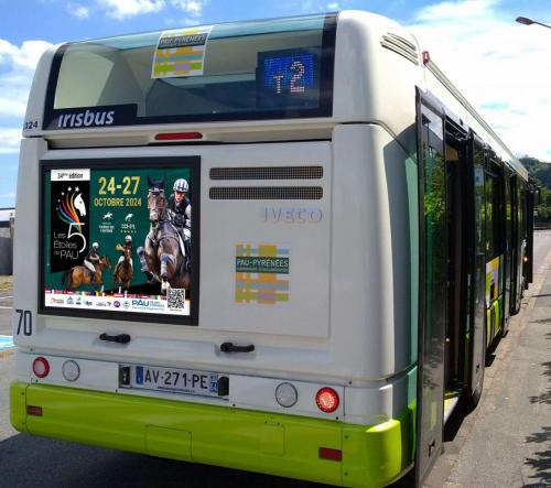 Centaure_Arriere_de_Bus_99x83cm_2024_situ